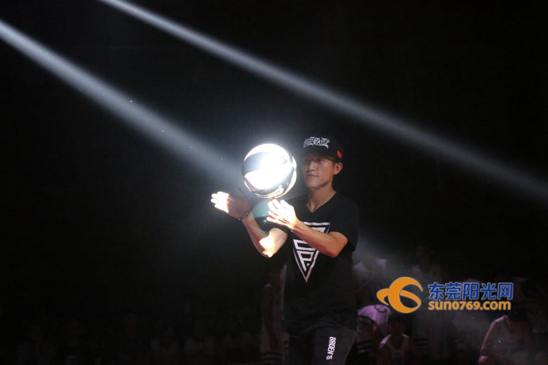 深圳光明主场大胜,实力逐渐爆发,冲击前八的简单介绍 深圳光明主场大胜,实力逐渐爆发,冲击前八的简单介绍