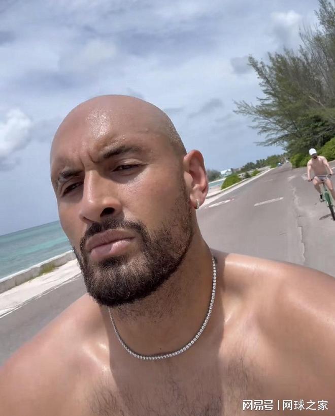 日本网球队碾压法国网球队,克耶高斯制霸全场 日本网球队碾压法国网球队,克耶高斯制霸全场