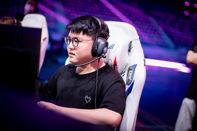 关于TL逆转BLG,Uzi惊艳世界的信息 关于TL逆转BLG,Uzi惊艳世界的信息