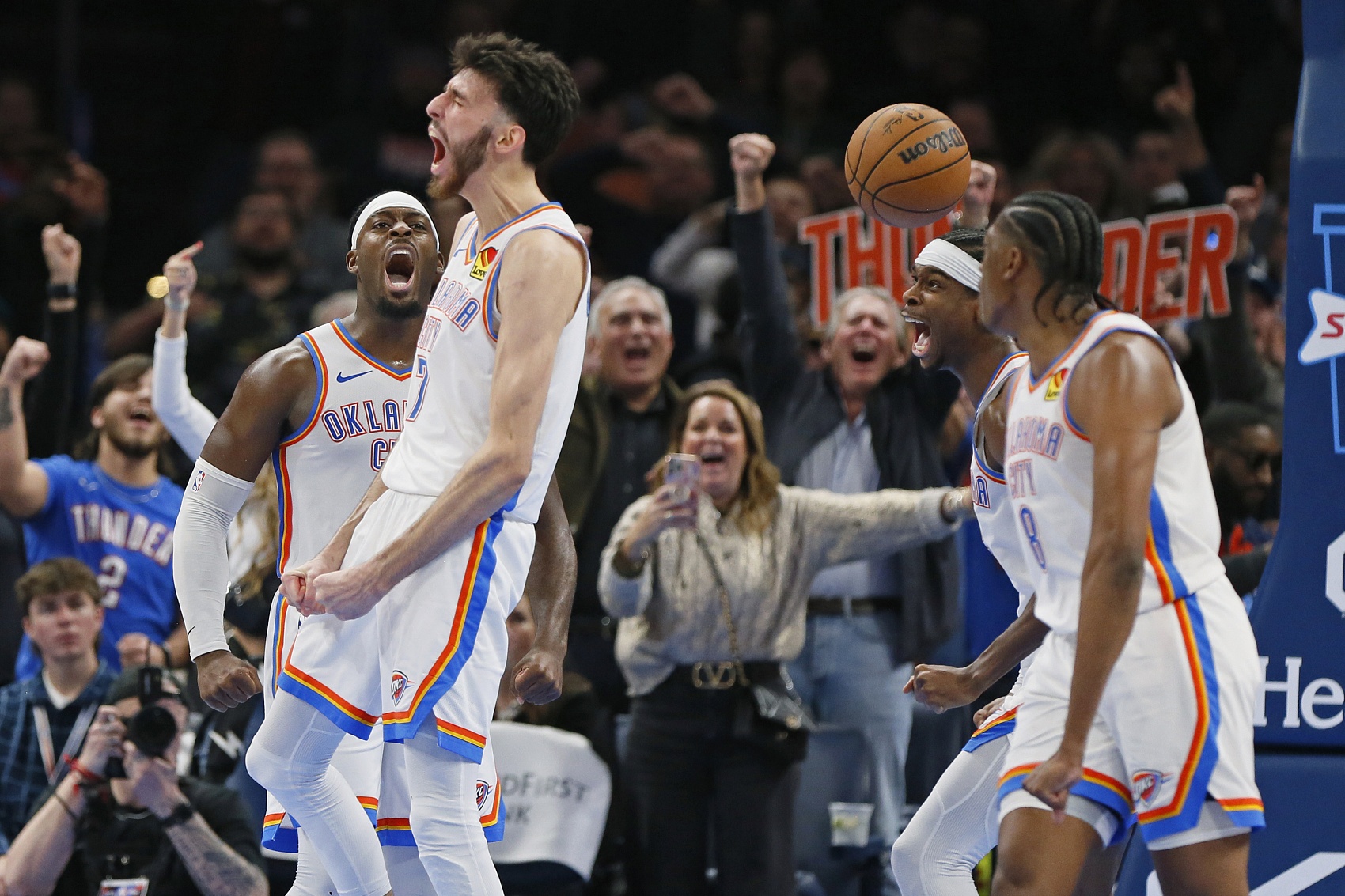 关于雷霆绝杀猛龙,波特统治全场的信息 关于雷霆绝杀猛龙,波特统治全场的信息