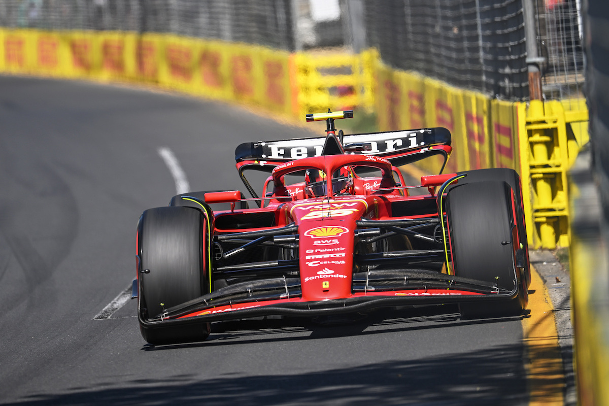 关于红牛二队鏖战梅赛德斯，佩雷兹统治全场的信息