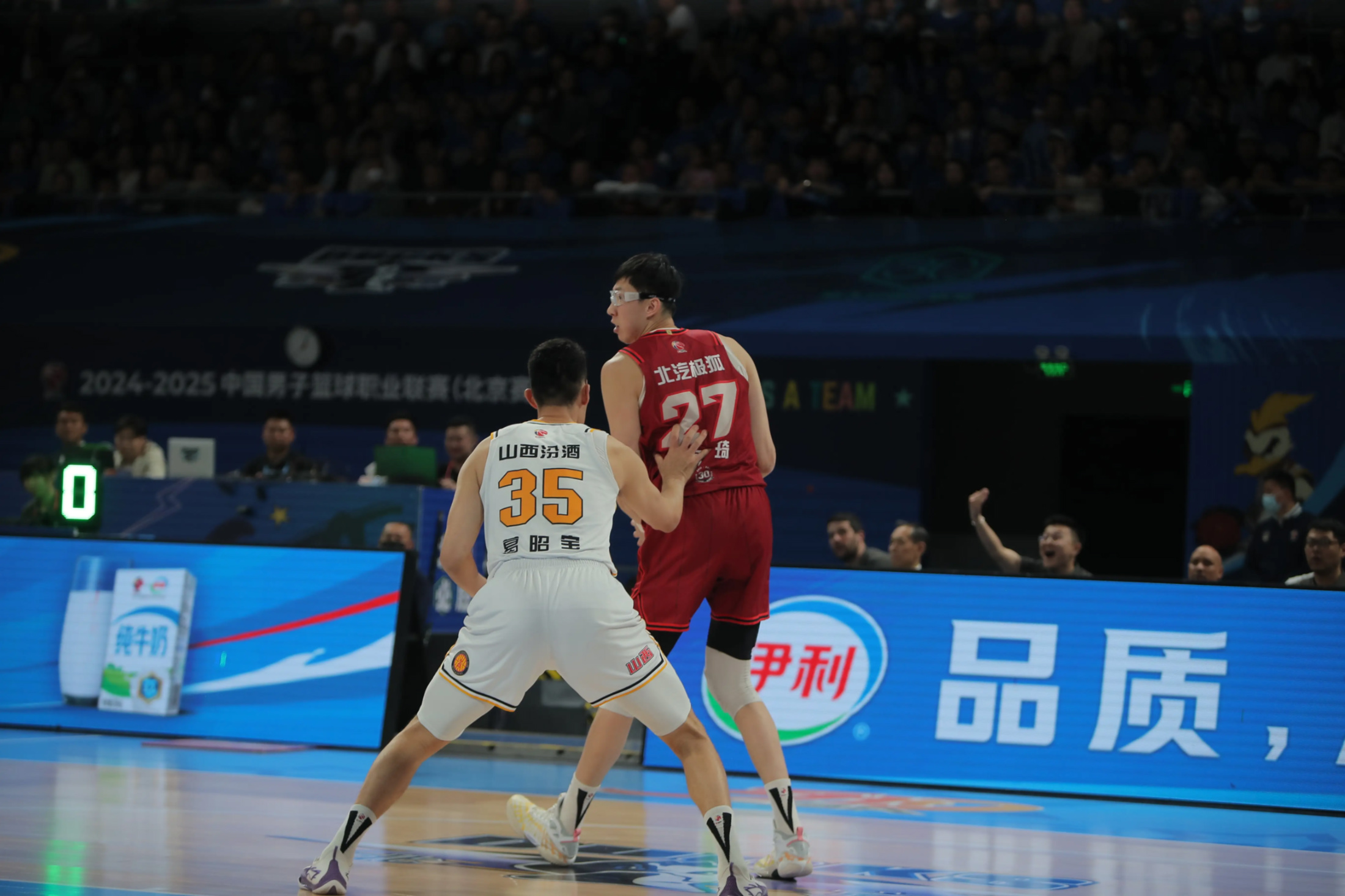 PG SOFT游戏-上海队轻取北京队，戈贝尔统治全场