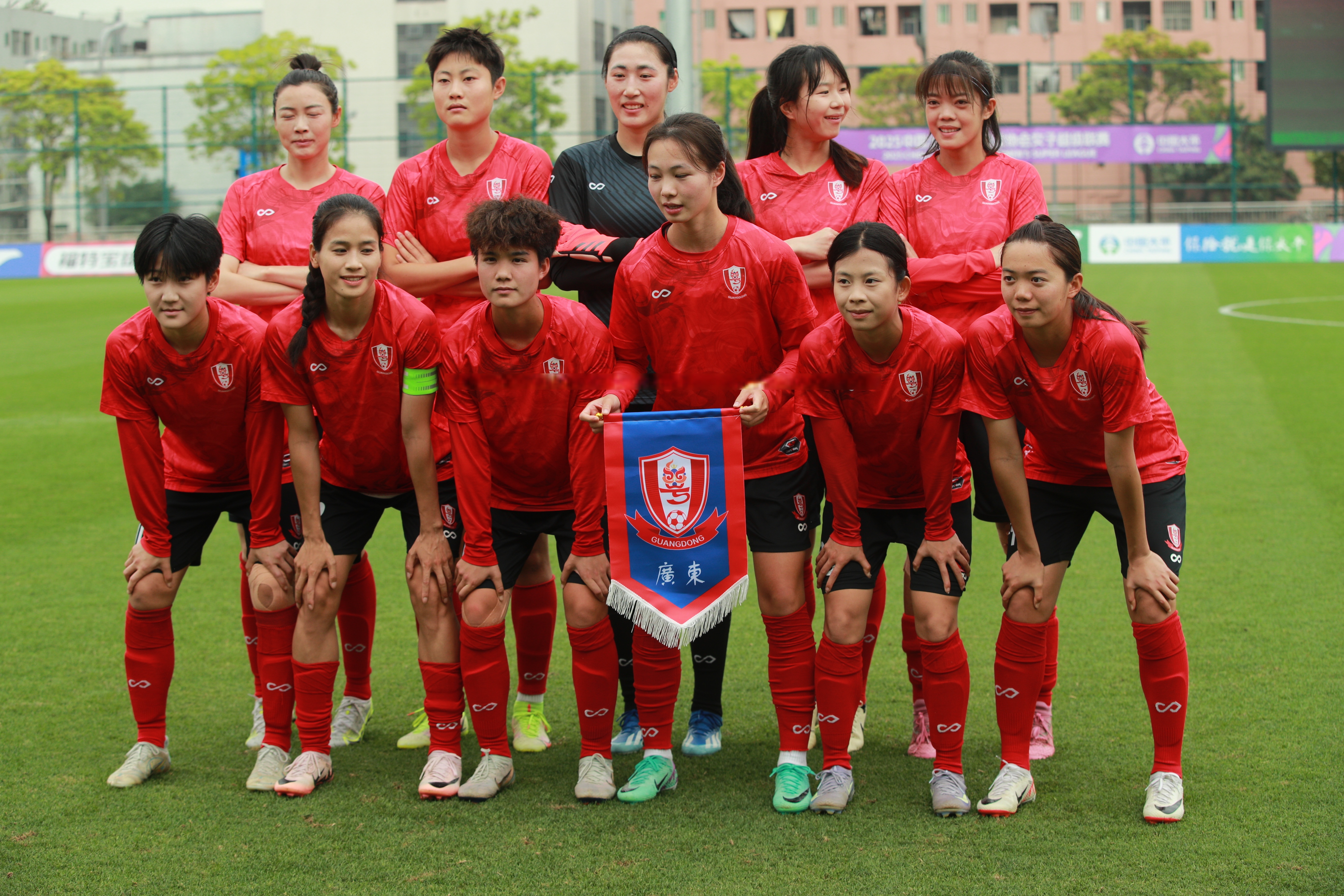 PG游戏下载-国际女足比赛的精彩瞬间再现