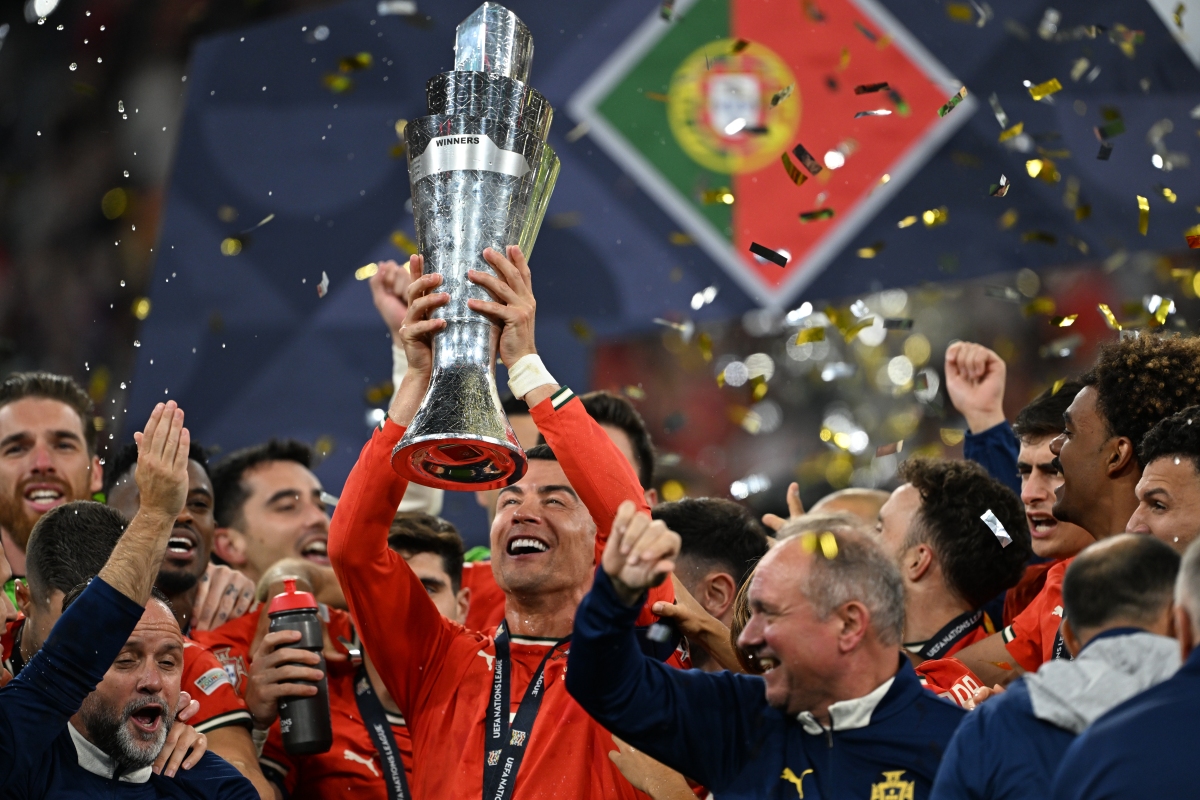 葡萄牙惨遭希腊逆转，出局危机加剧