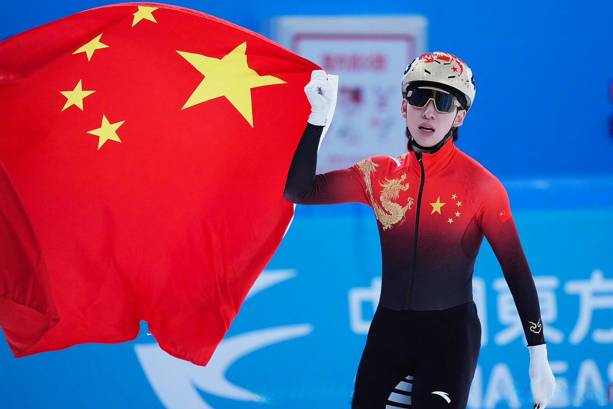 PG电子试玩官网-国家队比赛中展现出色攻防，成功晋级