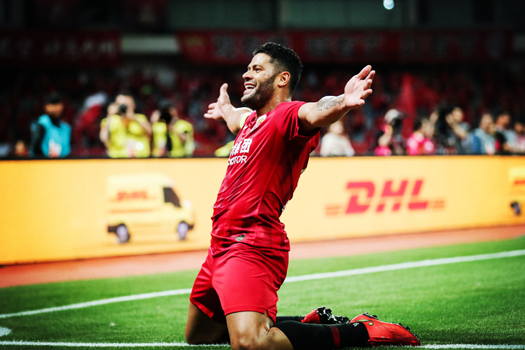 包含瑞士队防守稳固,取得关键胜利的词条 包含瑞士队防守稳固,取得关键胜利的词条