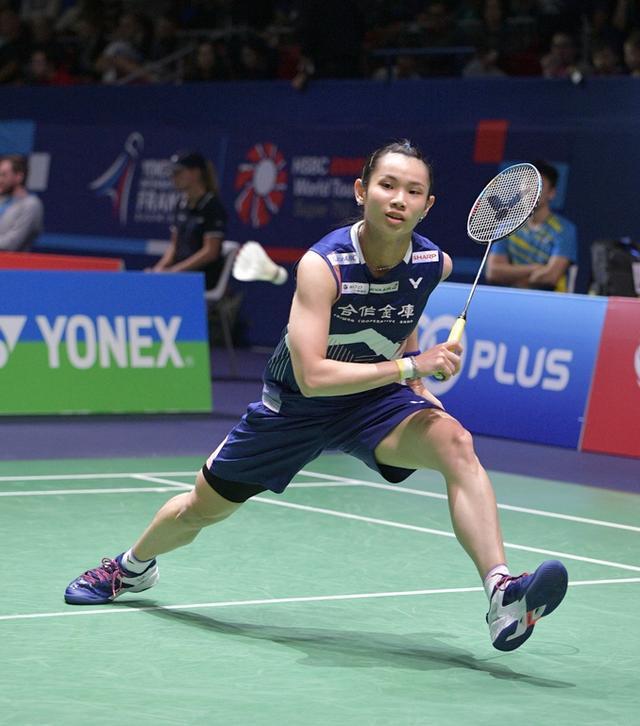 包含德国队鏖战韩国队,黄鸭组合关键制胜的词条 包含德国队鏖战韩国队,黄鸭组合关键制胜的词条