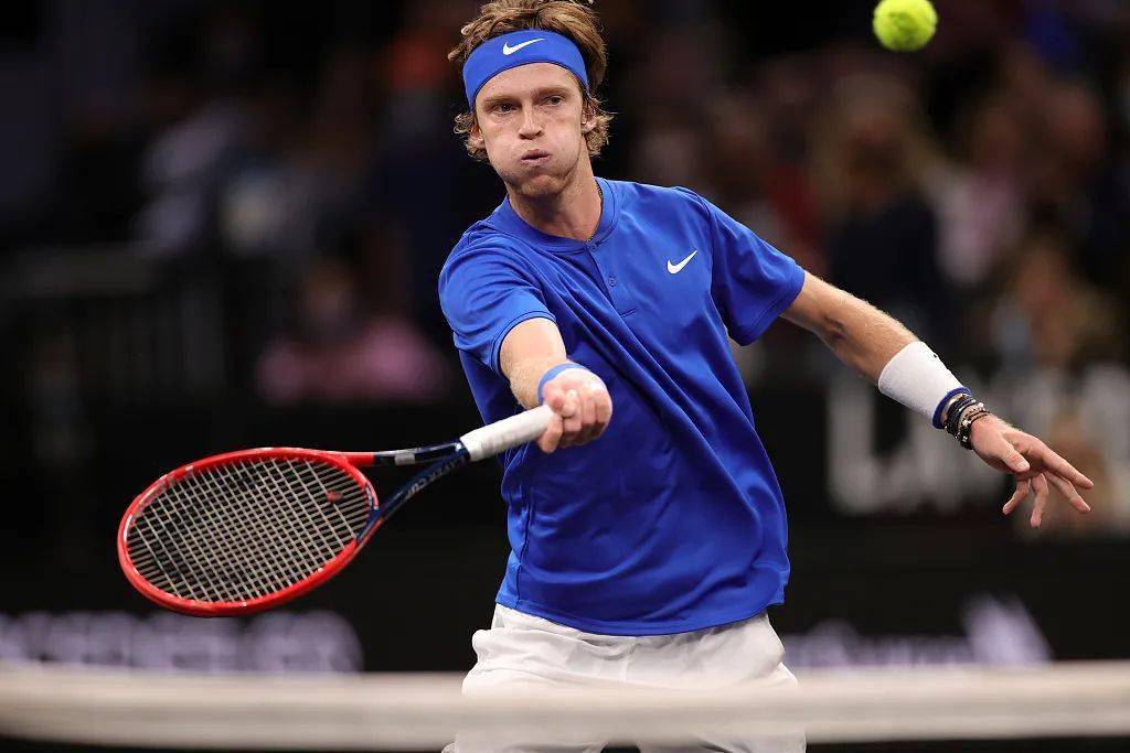 关于拉沃尔杯翻盘联合杯,西西帕斯点燃赛场的信息 关于拉沃尔杯翻盘联合杯,西西帕斯点燃赛场的信息