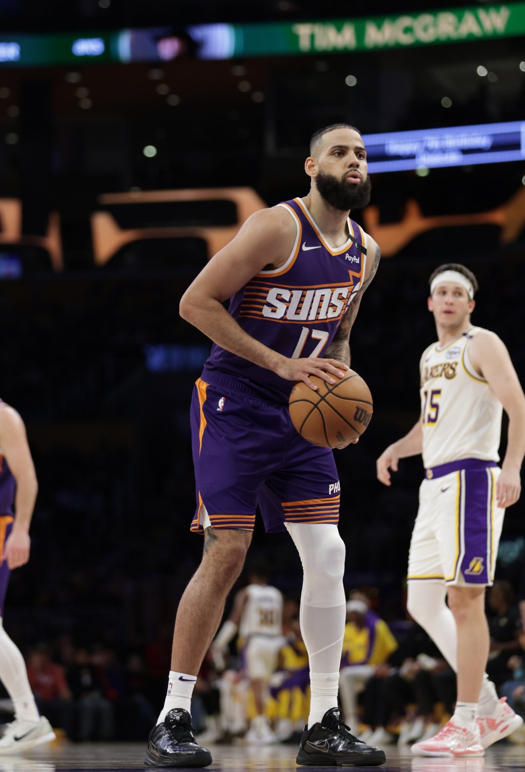 关于意大利男篮血洗湖人B队，加里纳利高光表现的信息