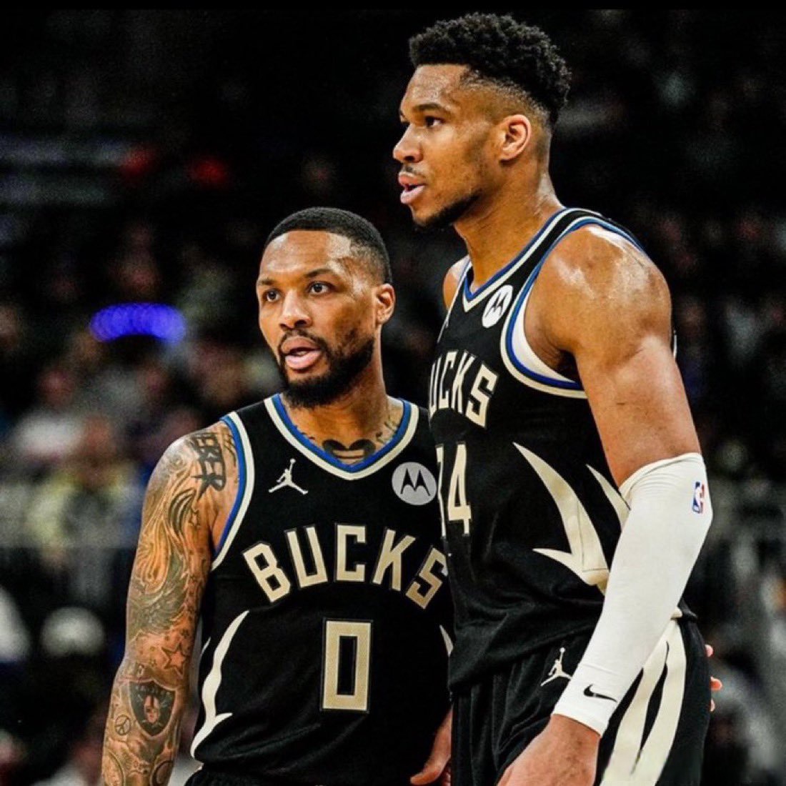 雄鹿B队鏖战火箭，加里纳利爆发神勇的简单介绍