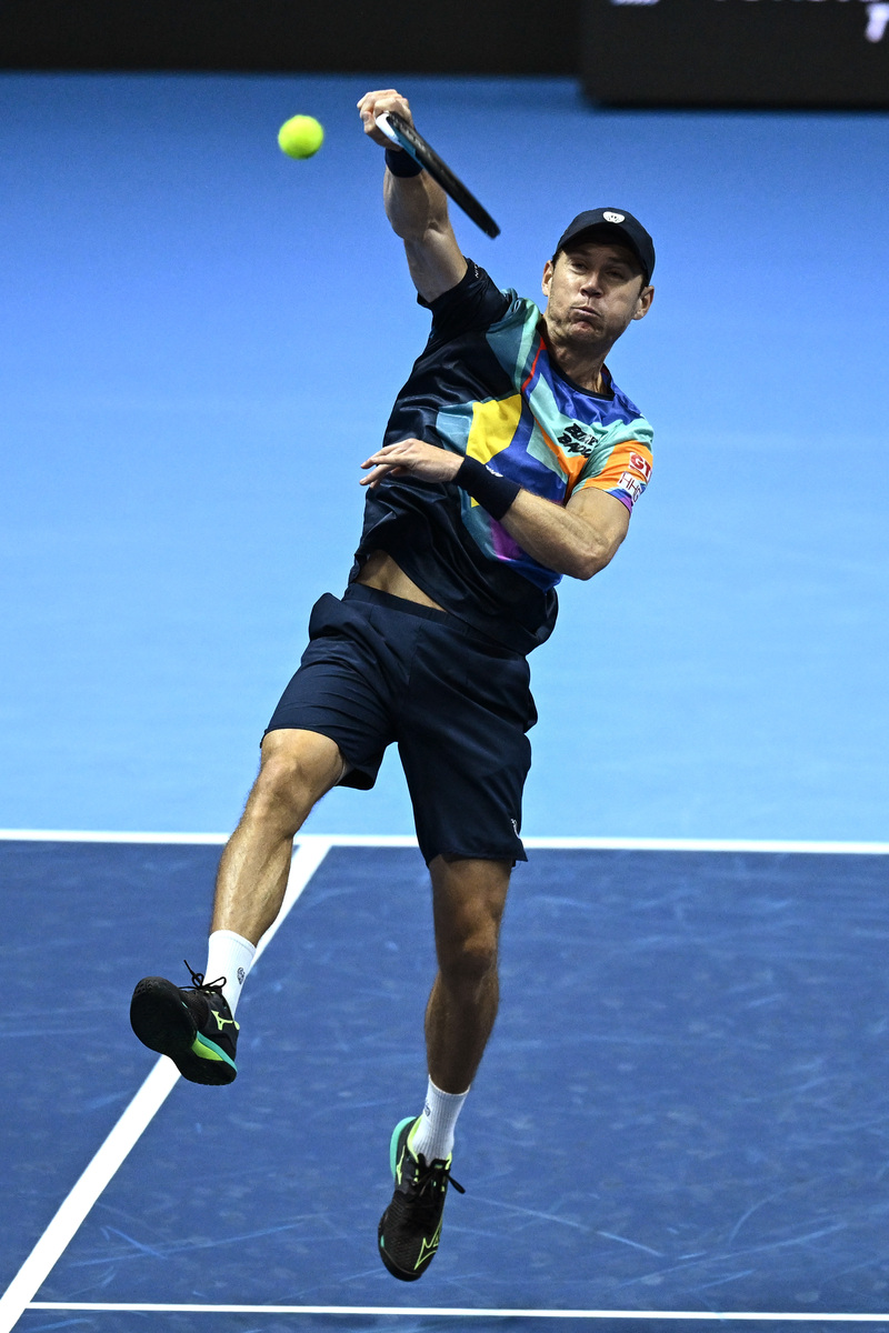 关于西班牙网球队逆转法国网球队，费德勒一己之力扛起全队的信息