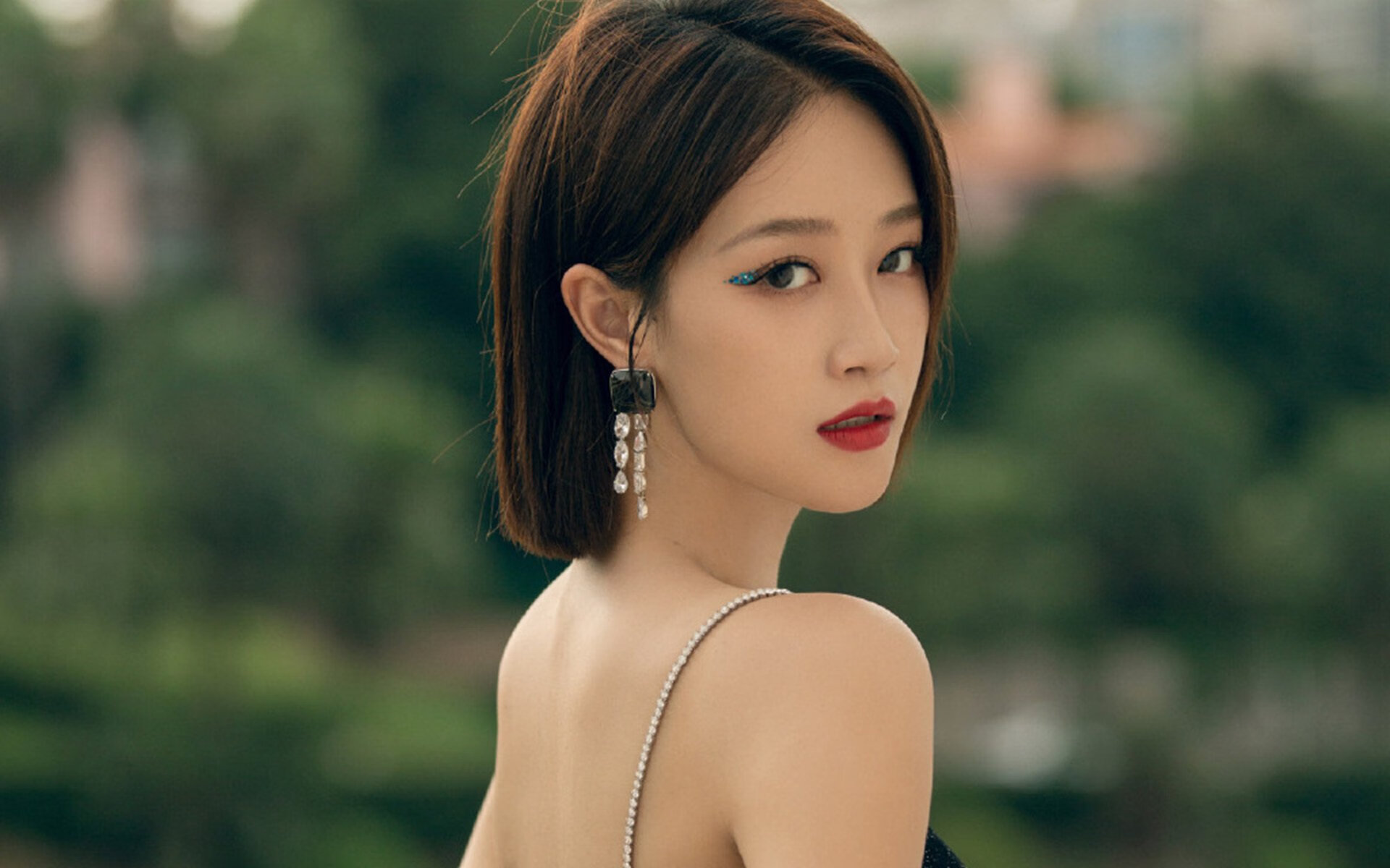 猛龙强势晋级老鹰，乔治成为关键先生