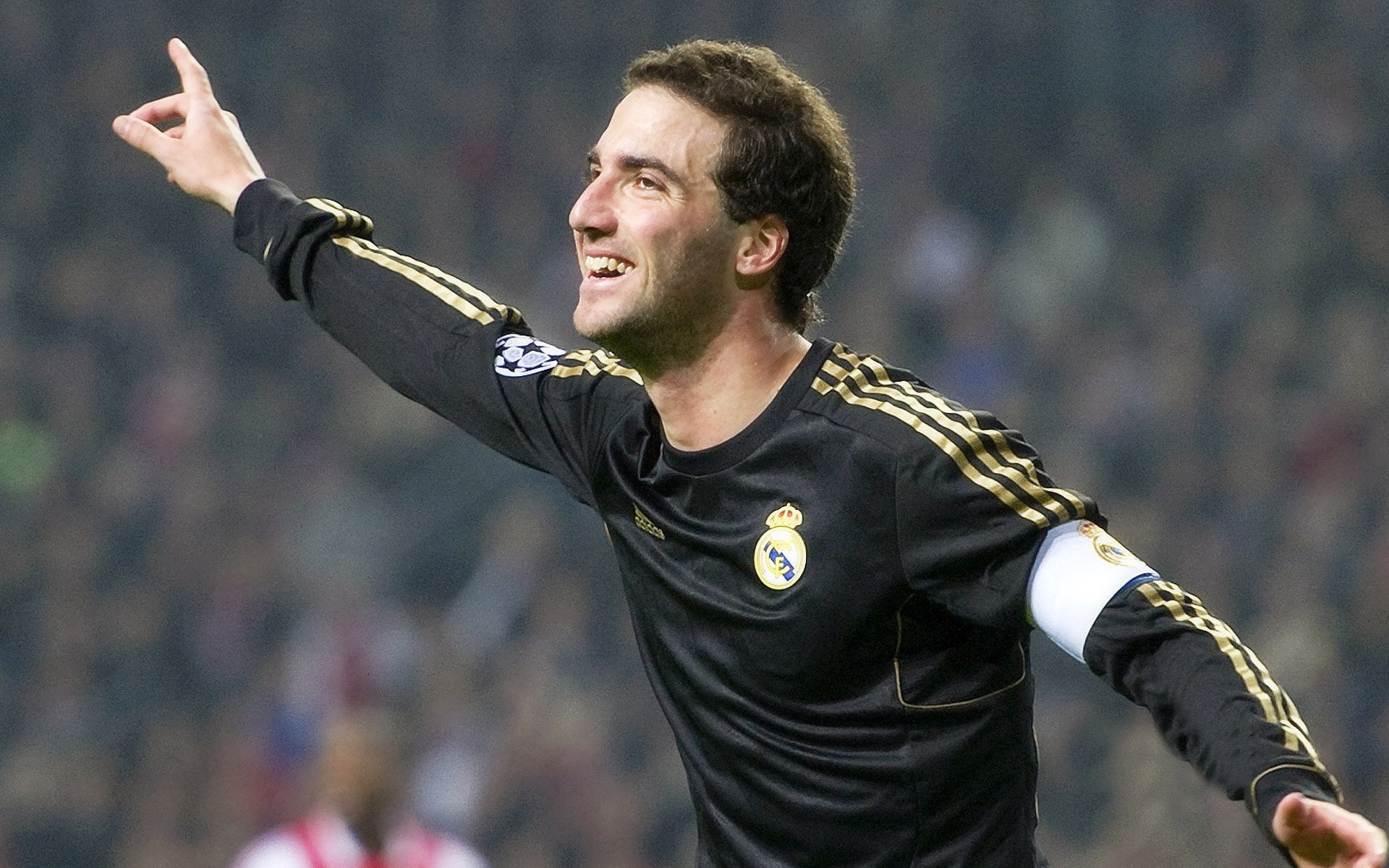 德里赫特爆发与埃及生死战，当个体光芒照亮集体命运